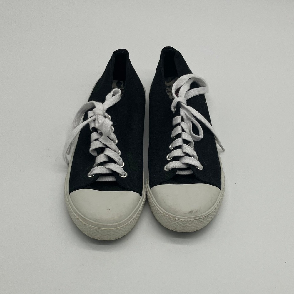 Airwalk‎ Lace Up Black White Canvas Sneakers Womens Size 8 Leopard Insole